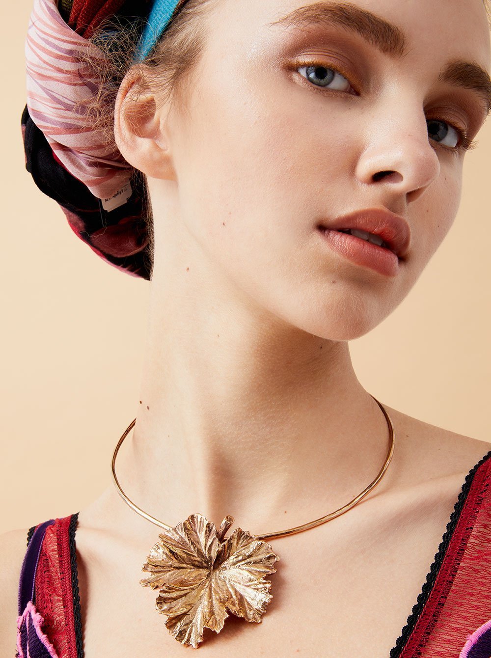 Malva Necklace in Bronze