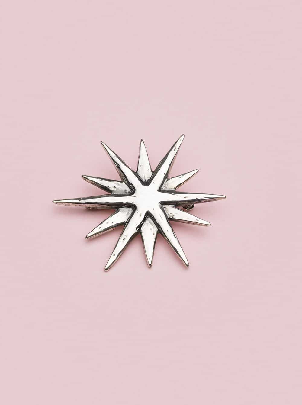 Astri Brooch in Silver