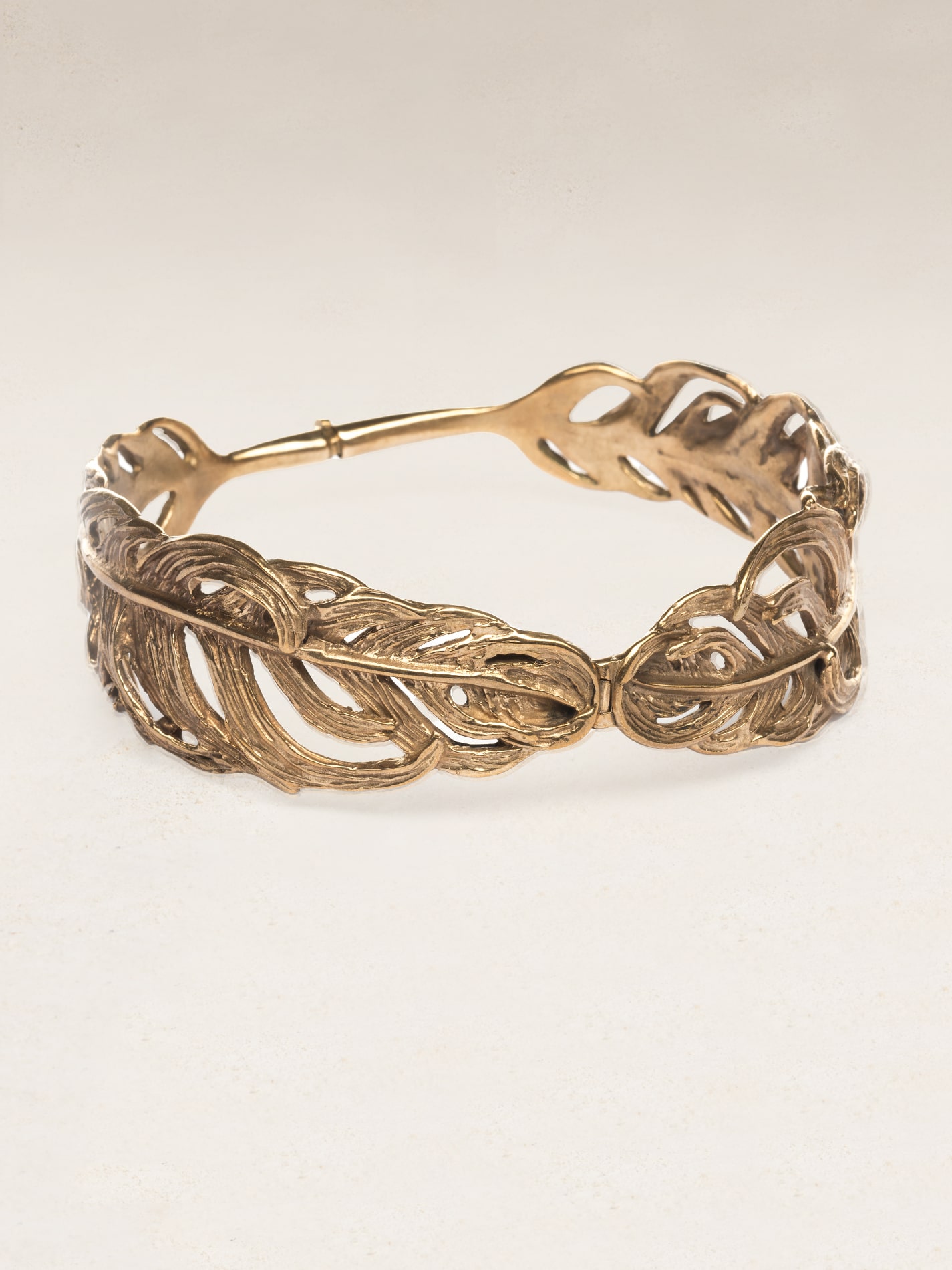 Feather Choker in Bronze