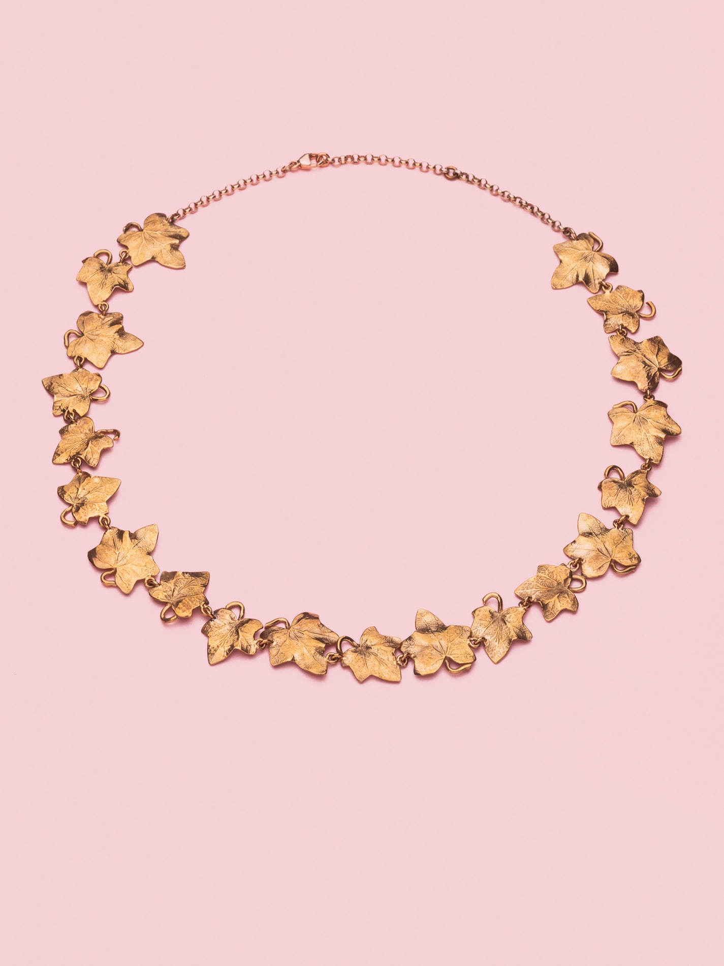 Edera Necklace in Bronze - S