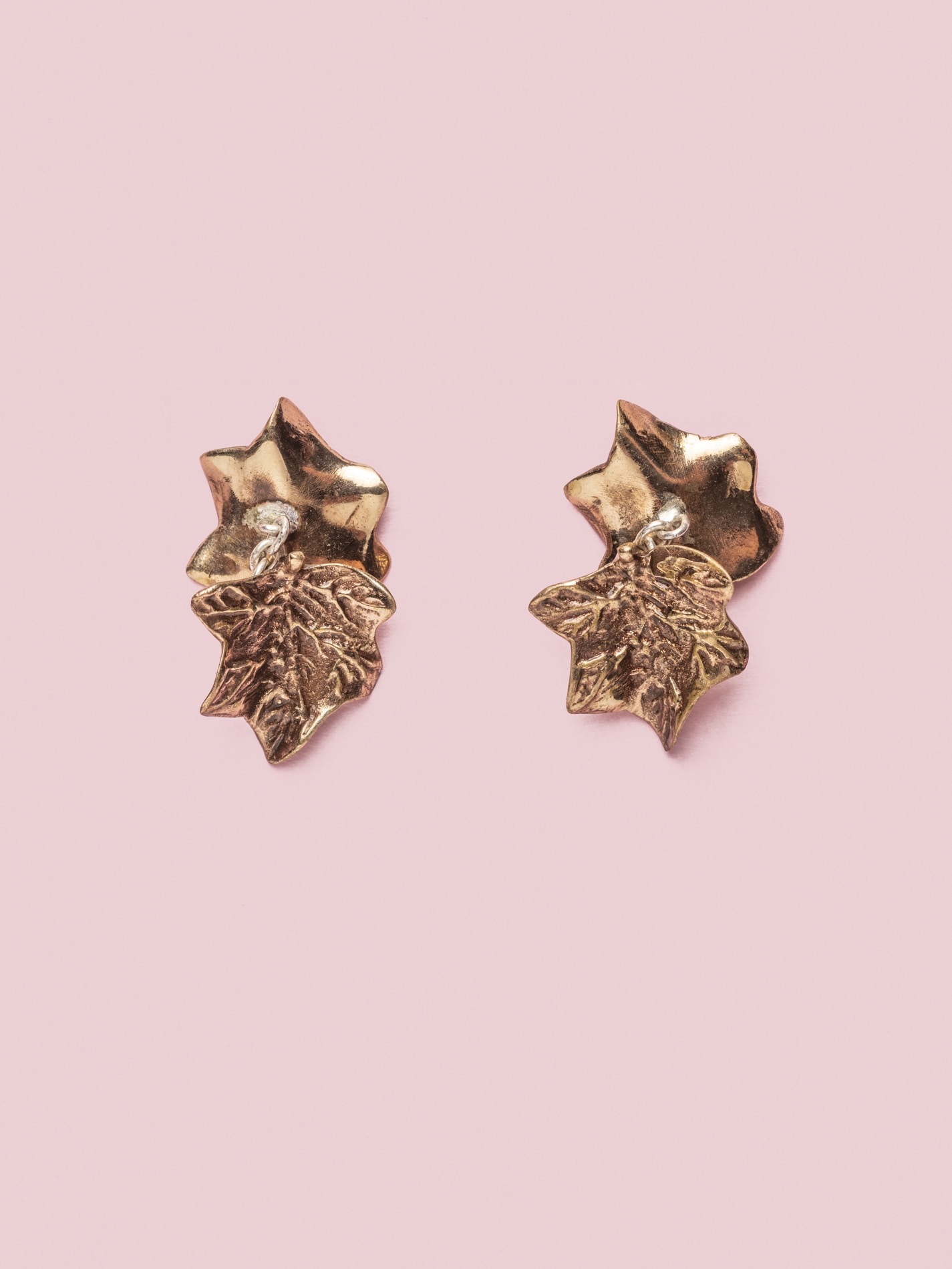 Ivy Cufflinks in Bronze