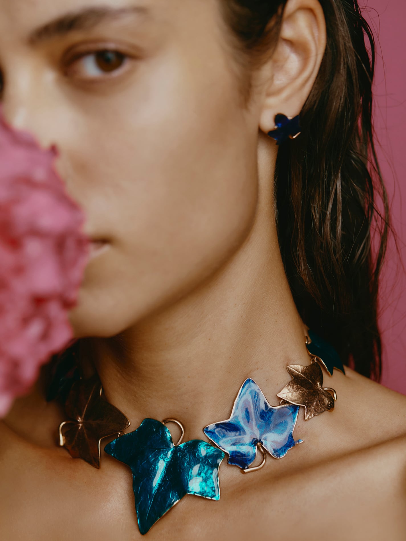 Edera Necklace in Bronze Mediterranean Blue and Midnight Blue - L