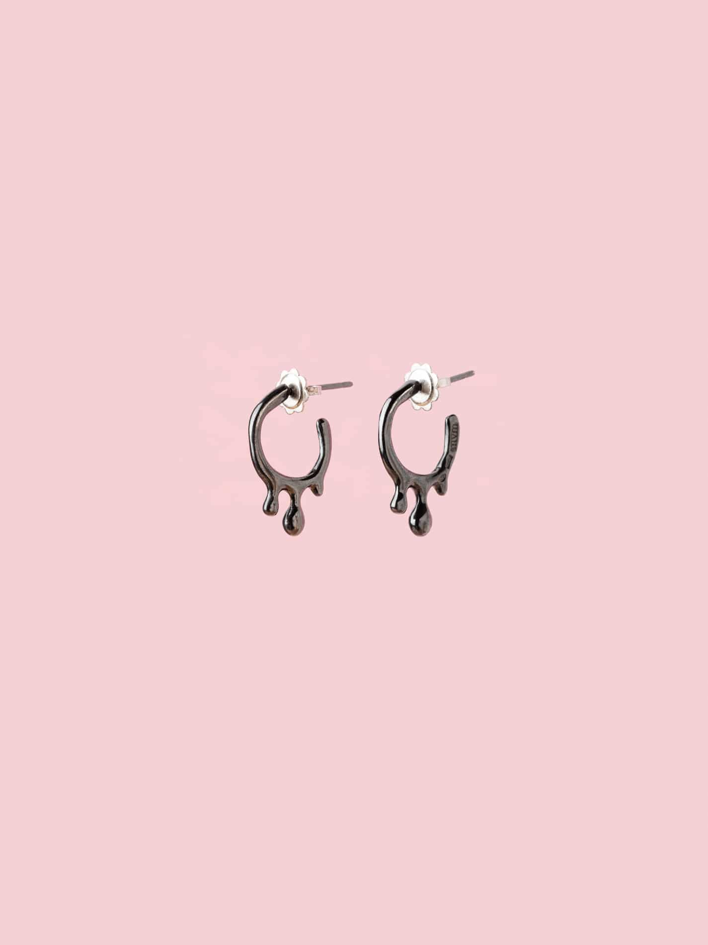 Gocce Hoop Earrings in Oxidezed Silver S